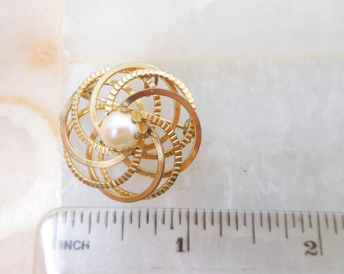 Vintage STAR-ART Gold Fill Brooch Circle Pearl GF Pin Petite Love Knot Infinity Wedding Mid Century Designer Jewelry Gift, VivianJoel.com