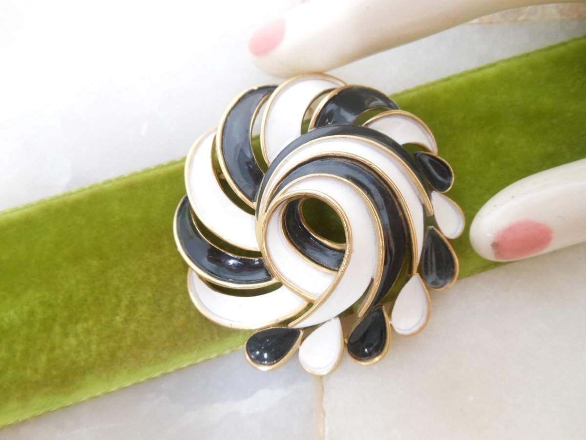 Vintage Crown TRIFARI Enamel Swirl Brooch Pinwheel Mod Pin Black White Gold Plate Classic Designer Jewelry Mid Century, VivianJoel.com