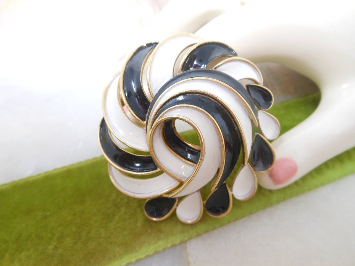 Vintage Crown TRIFARI Enamel Swirl Brooch Pinwheel Mod Pin Black White Gold Plate Classic Designer Jewelry Mid Century, VivianJoel.com