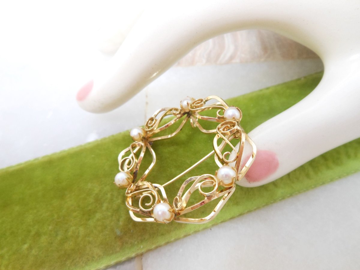 Vintage Gold Fill Brooch Pearl GF Pin Delicate Classic Wreath pendant Mid Century Designer TK or KT Mid Century Jewelry Gift, VivianJoel.com