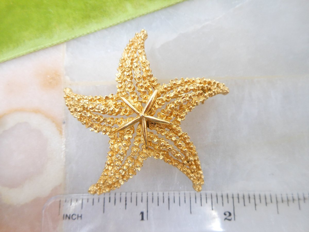 Vintage CORO Starfish Pin Gold Plate Figural Brooch Beach Tiki Tropical Designer Mid Century Jewelry Gift, VivianJoel.com