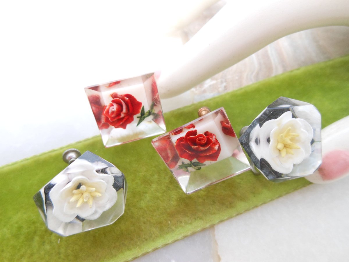 Vintage LOT 2 LUCITE Earrings Red Rose Reverse Carved White Magnolia Flower Resin Plastic Screw Back Mid Century Jewelry, VivianJoel.com