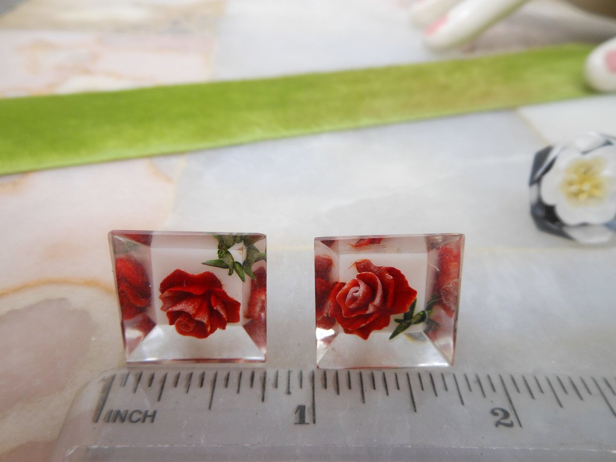 Vintage LOT 2 LUCITE Earrings Red Rose Reverse Carved White Magnolia Flower Resin Plastic Screw Back Mid Century Jewelry, VivianJoel.com