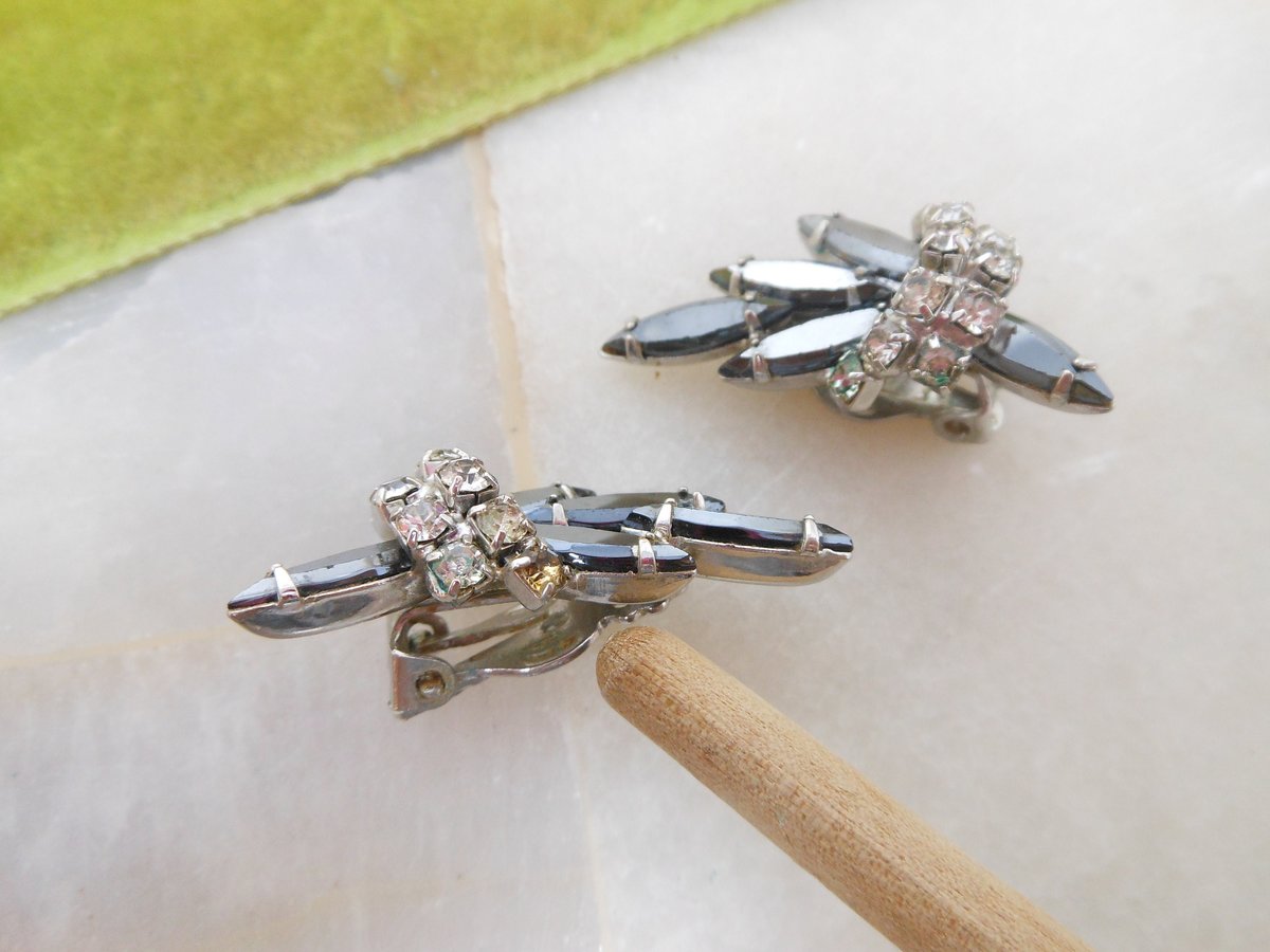 Vintage JULIANA Starburst Flower Brooch Earrings Set Hematite Pin Rhinestone Crystal Designer Verified Mid Century Jewelry, VivianJoel.com