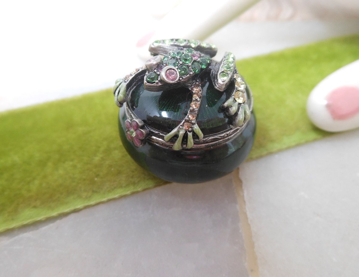 Vintage JAY STRONGWATER Trinket Ring Pill Box Petite Crystal Encrusted Frog Green Enamel Designer Vanity Gift, VivianJoel.com