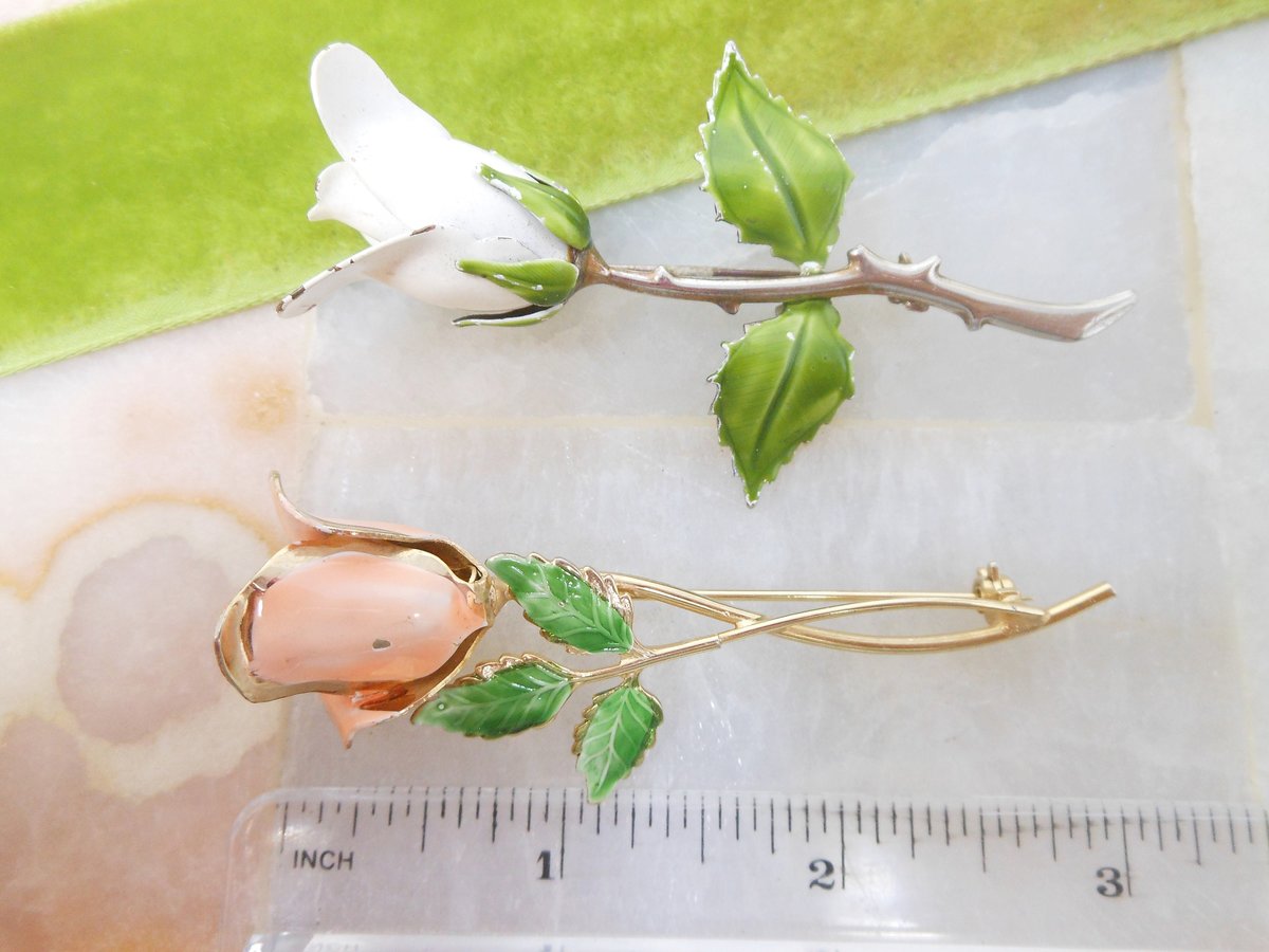 Vintage LOT 3 Enamel Flower Pin White Peach Rose Blue Tulip Brooch Retro Jewelry Mid Century *imperfect craft destash*, VivianJoel.com