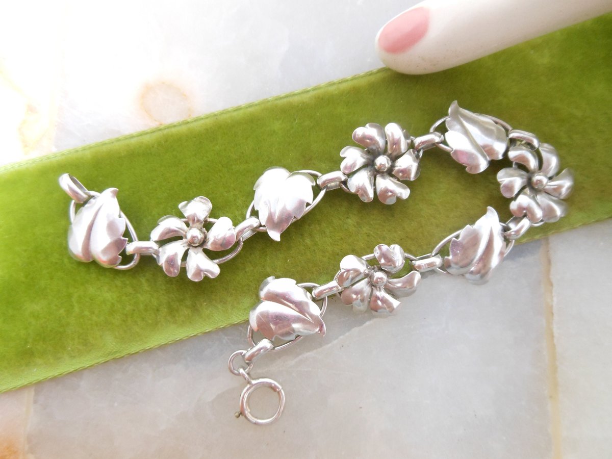 Vintage STERLING SILVER Bracelet Art Nouveau Link Flower Pansy Open Work Jewelry Mid Century Gift, VivianJoel.com
