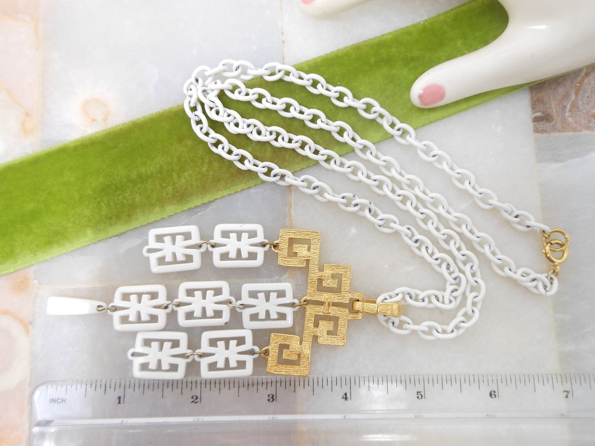 Vintage Crown TRIFARI Pendant Necklace Modernist Swingy Dangle White Enamel Designer Chain Mid Century Jewelry *Flaws As Is*, VivianJoel.com