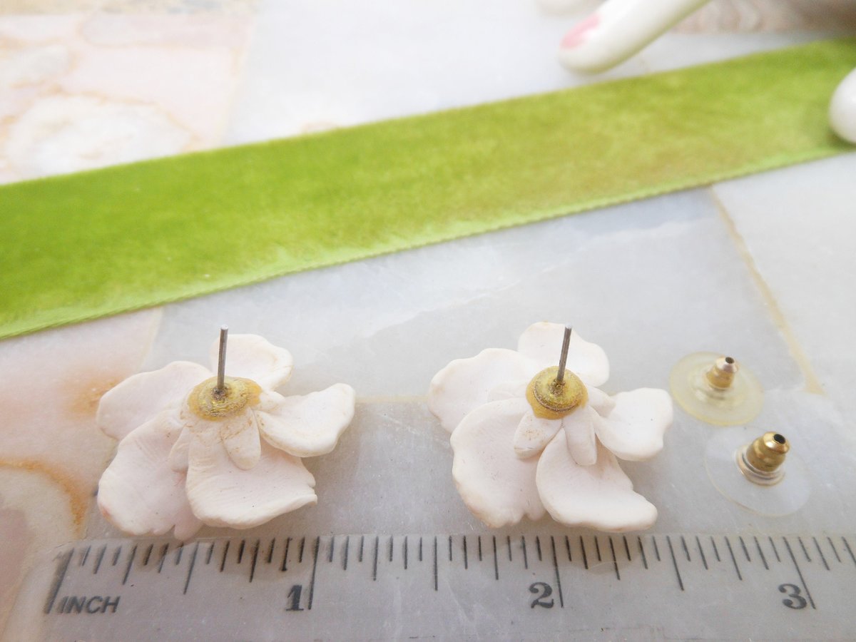 Vintage Hibiscus Flower Earrings Pierced Post Tropical Tiki Wedding Faux Pearl Jewelry Gift Mid Century, VivianJoel.com