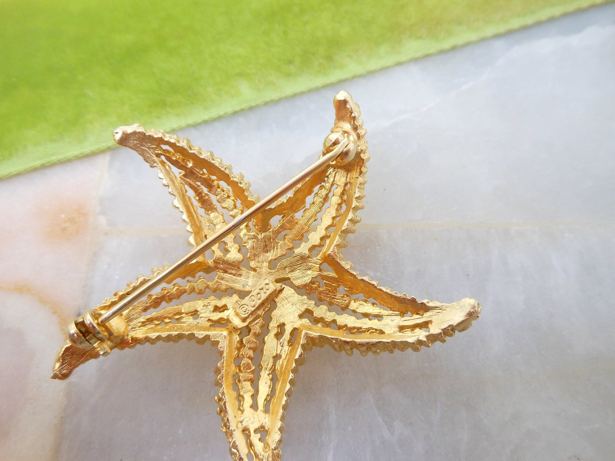 Vintage CORO Starfish Pin Gold Plate Figural Brooch Beach Tiki Tropical Designer Mid Century Jewelry Gift, VivianJoel.com