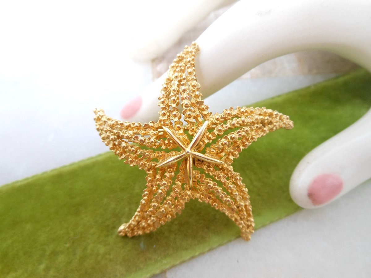 Vintage CORO Starfish Pin Gold Plate Figural Brooch Beach Tiki Tropical Designer Mid Century Jewelry Gift, VivianJoel.com