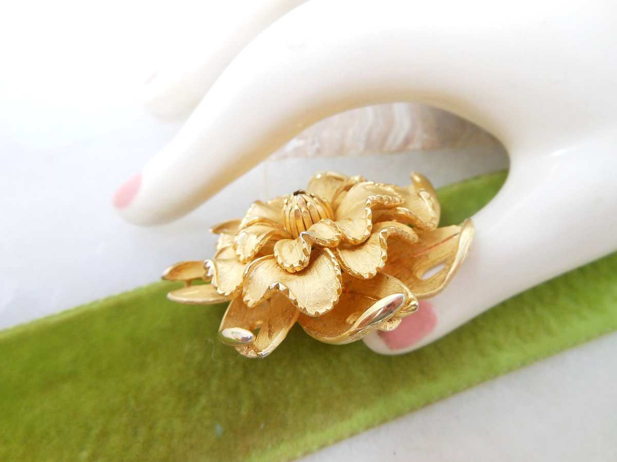 Vintage CORO CRAFT Flower Brooch Dimensional Layered Pin Gold Plate *as is* Designer Mid Century Jewelry, VivianJoel.com