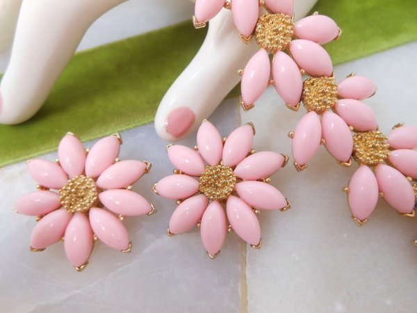 Vintage MARVELLA Pink Bracelet Earrings Set Flower Thermoset Lucite Mid Century Designer Jewelry Gift,  VivianJoel.com