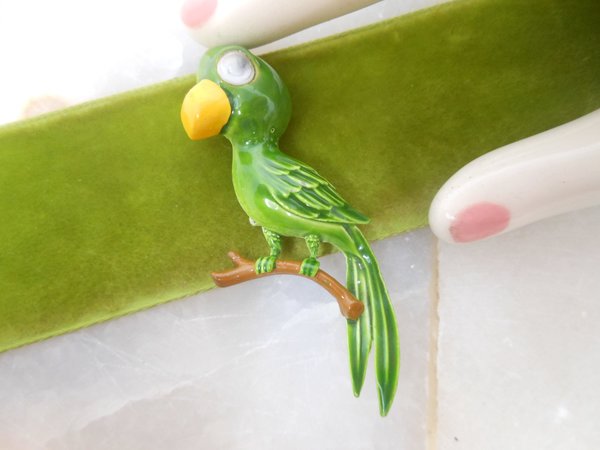 Vintage JJ Googly Eye Brooch Bird Parrot Tiki Pin Enamel Figural Tropical Designer Jewelry Gift Mid Century, VivianJoel.com