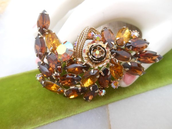 Vintage JULIANA Flower Brooch Topaz Spray Pin Crystal Rhinestone Aurora Borealis Mid Century Jewelry Gift, VivianJoel.com