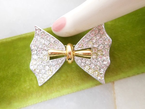 Vintage Rhinestone Bow Brooch Clear Crystal Bow Ribbon Pin Wedding Bouquet Mid Century Jewelry Gift, VivianJoel.com