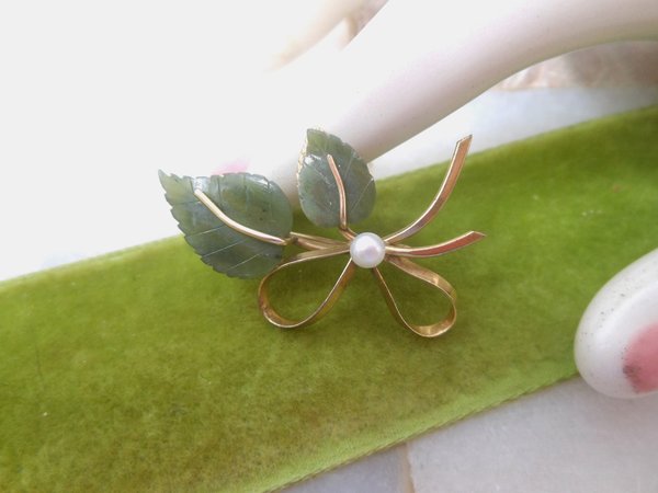 Vintage WELLS Jade Brooch Leaf Pearl Designer Pin Gold Fill Bow GF Petite Mid Century Jewelry Gift, VivianJoel.com