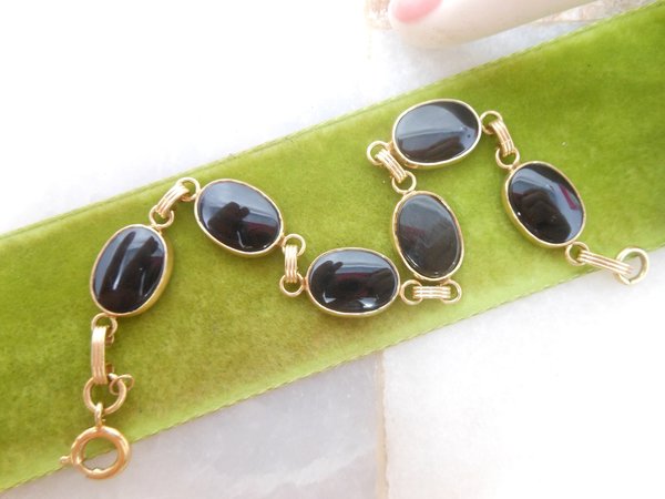 Vintage Black Glass GOLD FILL Bracelet 12K GF Chain Mourning Jewelry Gift Mid Century, VivianJoel.com