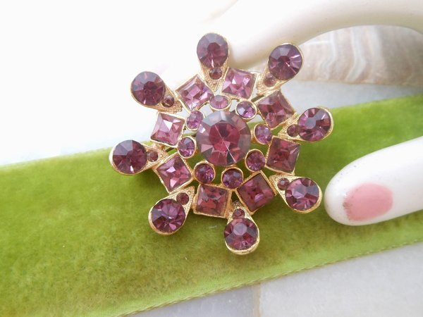 Vintage Purple Flower Brooch Regency Renaissance Revival Amethyst Color Pin Mid Century Jewelry Gift, VivianJoel.com