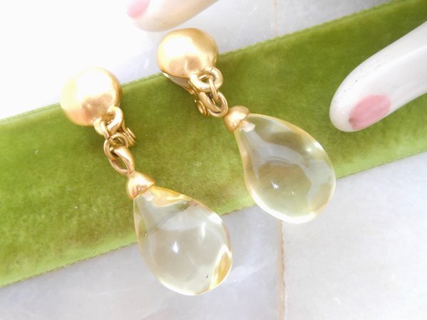 Vintage Chunky Lucite Earrings Dangle Drop Clip On Matte Gold Plate Statement Runway Jewelry Gift, VivianJoel.com