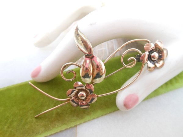 Vintage Gold Fill Brooch Daisy Flower Pin Two Tone Graceful Branch GF Mid Century Jewelry Gift, VivianJoel.com