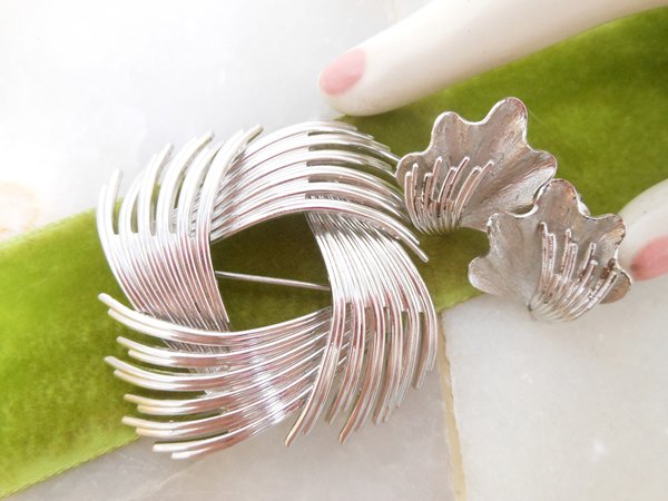 Vintage CORO Pegasus Brooch Earrings Set Demi Parure Clip On Designer Classic Modernist Classic Pin Mid Century Jewelry Gift, VivianJoel.com